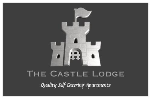 The Castle Lodge Tredegar Exteriér fotografie